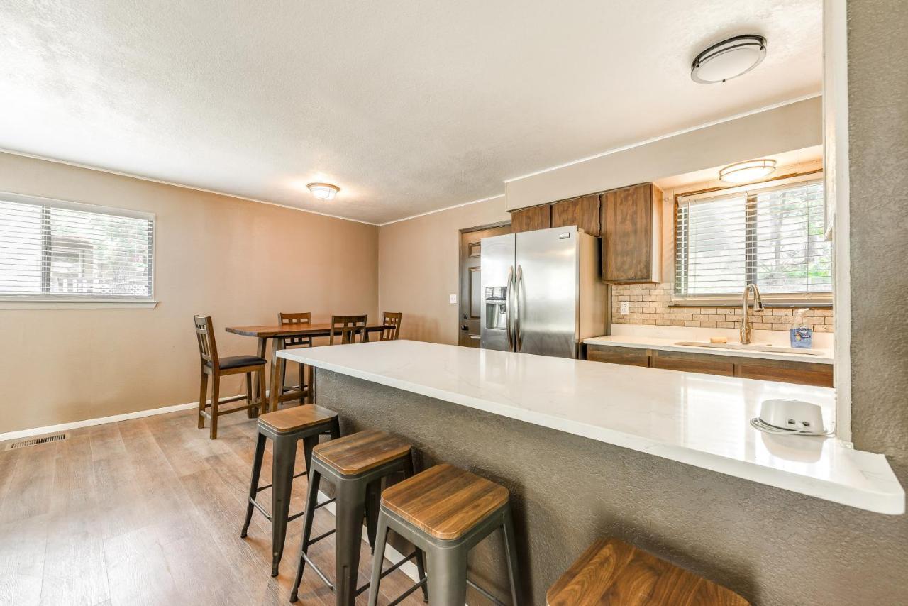 Serene With Fenced Yard Near Downtown! Ruidoso