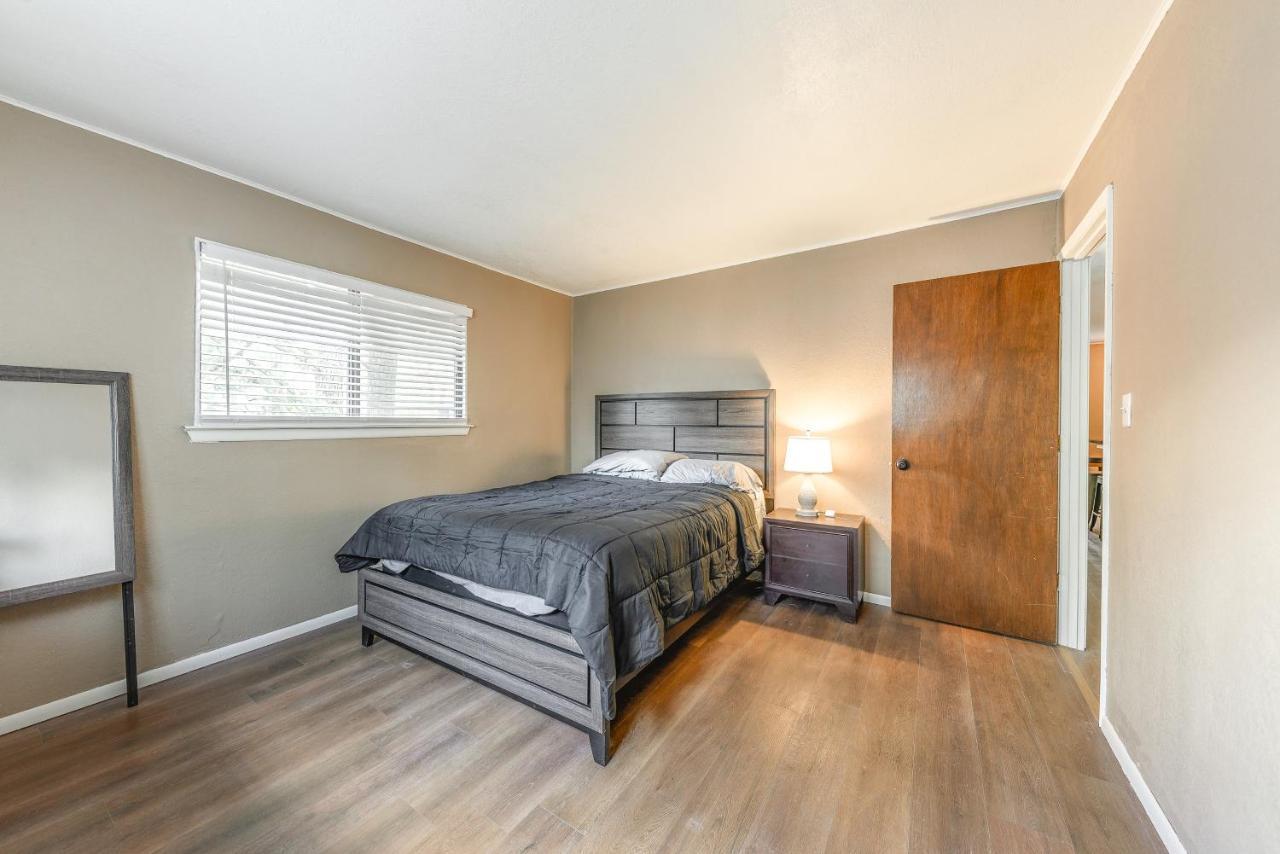 Serene With Fenced Yard Near Downtown! Holiday home Ruidoso