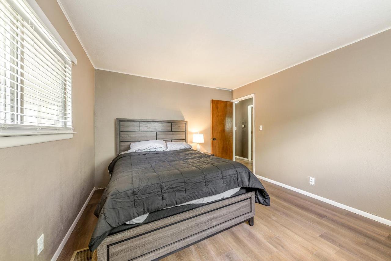Serene With Fenced Yard Near Downtown! Ruidoso