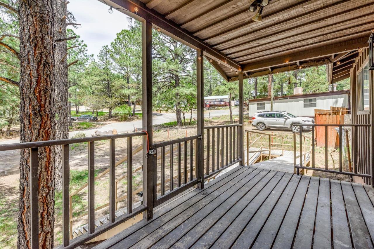 Serene With Fenced Yard Near Downtown! *